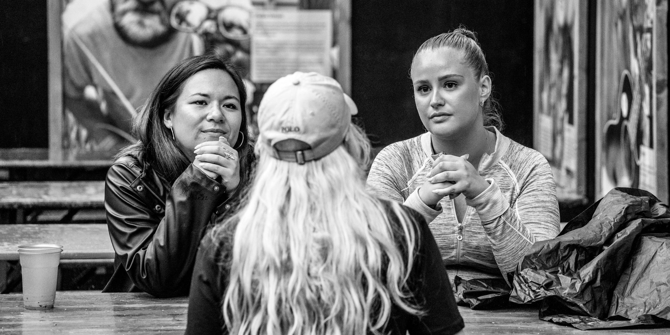 Et møde mellem to læsere og en bog fra SmukFest 2024. (c) Elin Hansen