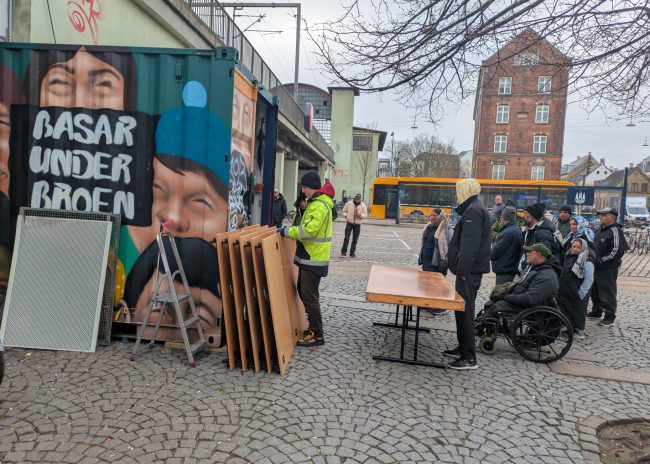 Åbningsdag i Basar Under Broen.